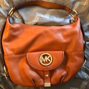 Gorgeous Michale Kors Leather Hobo Bag